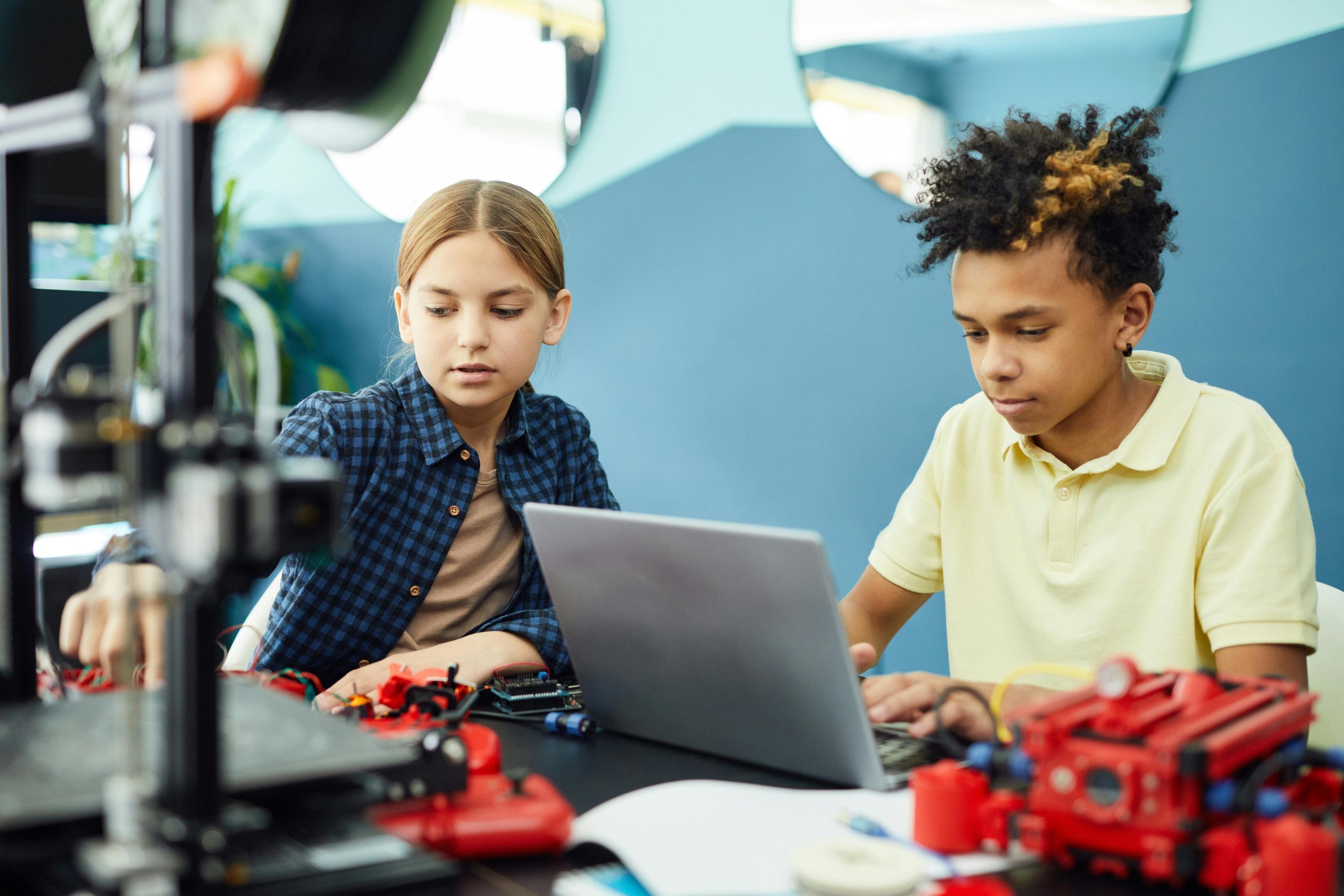 Reexamining Screen Time in Schools: Screen Time in Education Part 1 ...